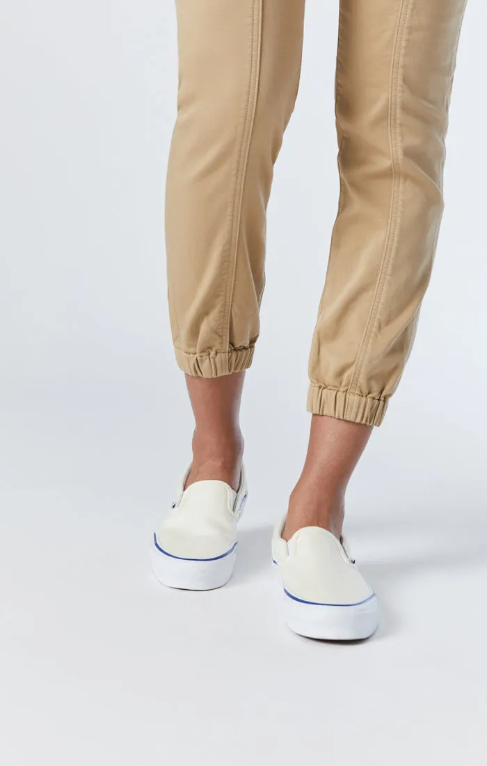 ANNA SLIM JOGGER IN CORNSTALK CASUAL COMFORT