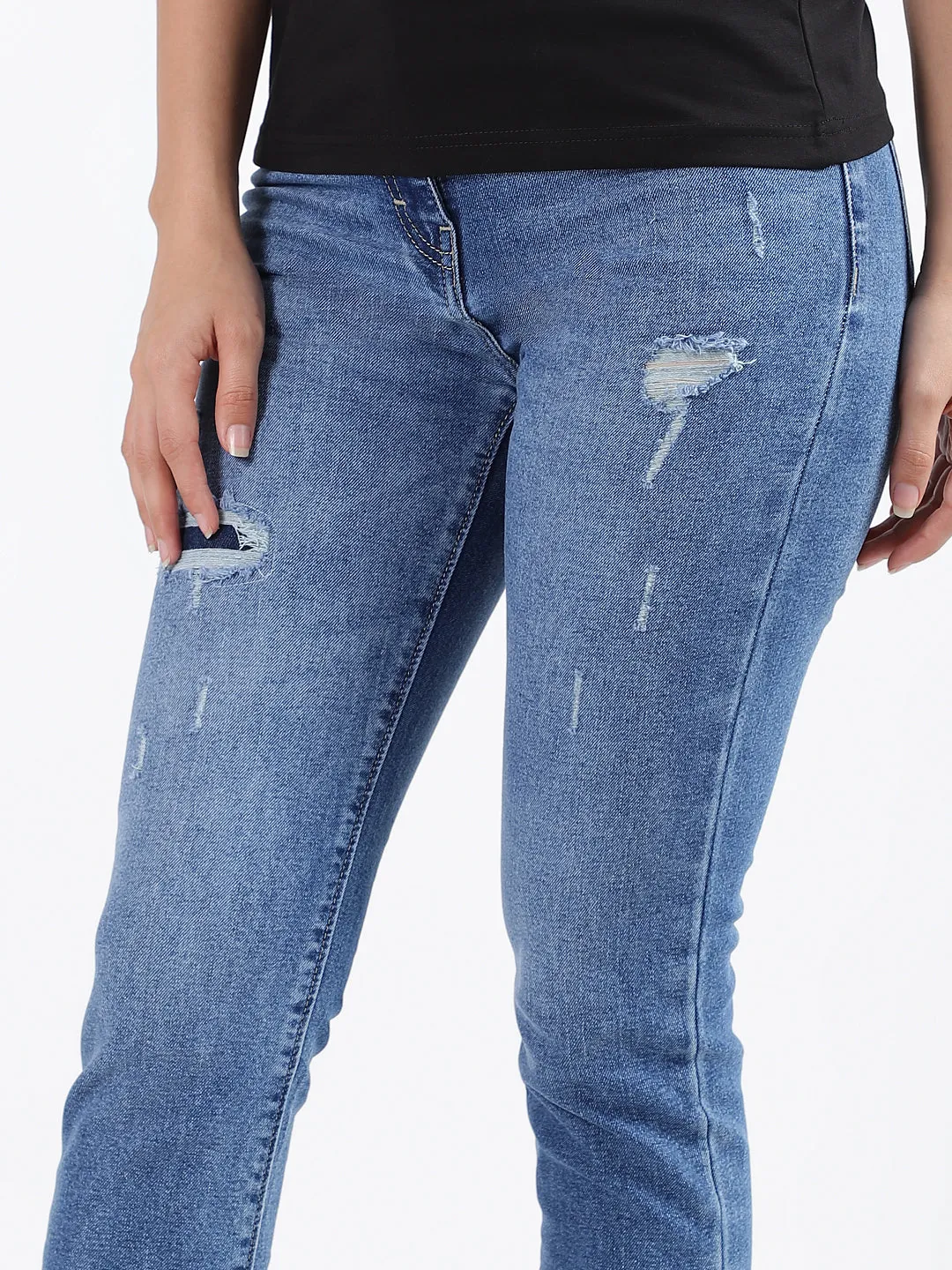 Iconic Women Blue Faded Slim Straight Fit Jeans