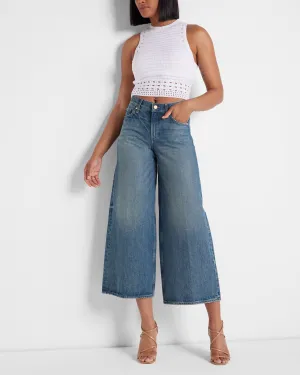 Mid Rise Medium Wash Wide Leg Ankle Jeans in Medium Wash