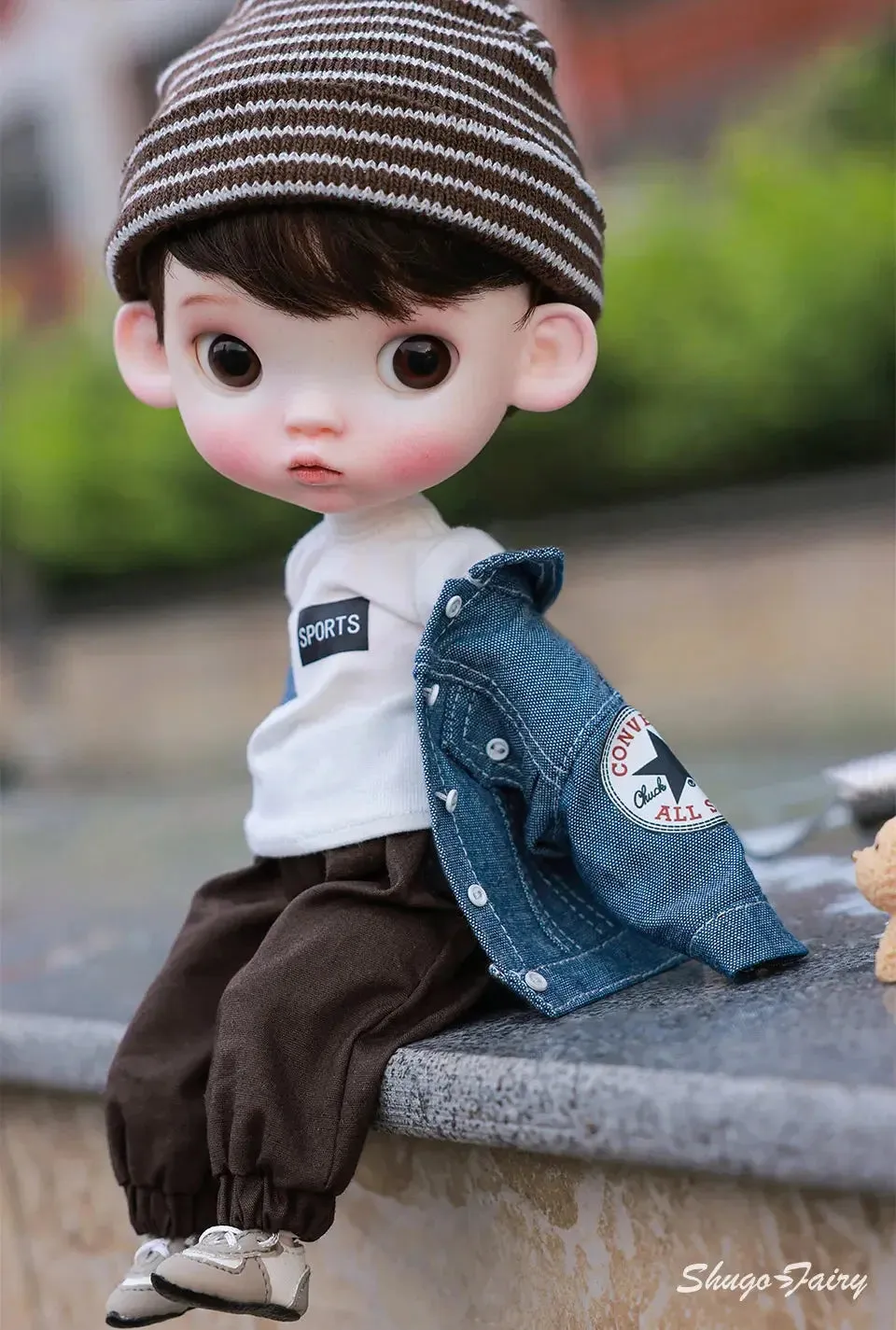 ShugaFairy 1/6 Sibyl BJD Doll – Cute Pout Face, Angry Expression, Teenage Jeans Style Ball Jointed Doll