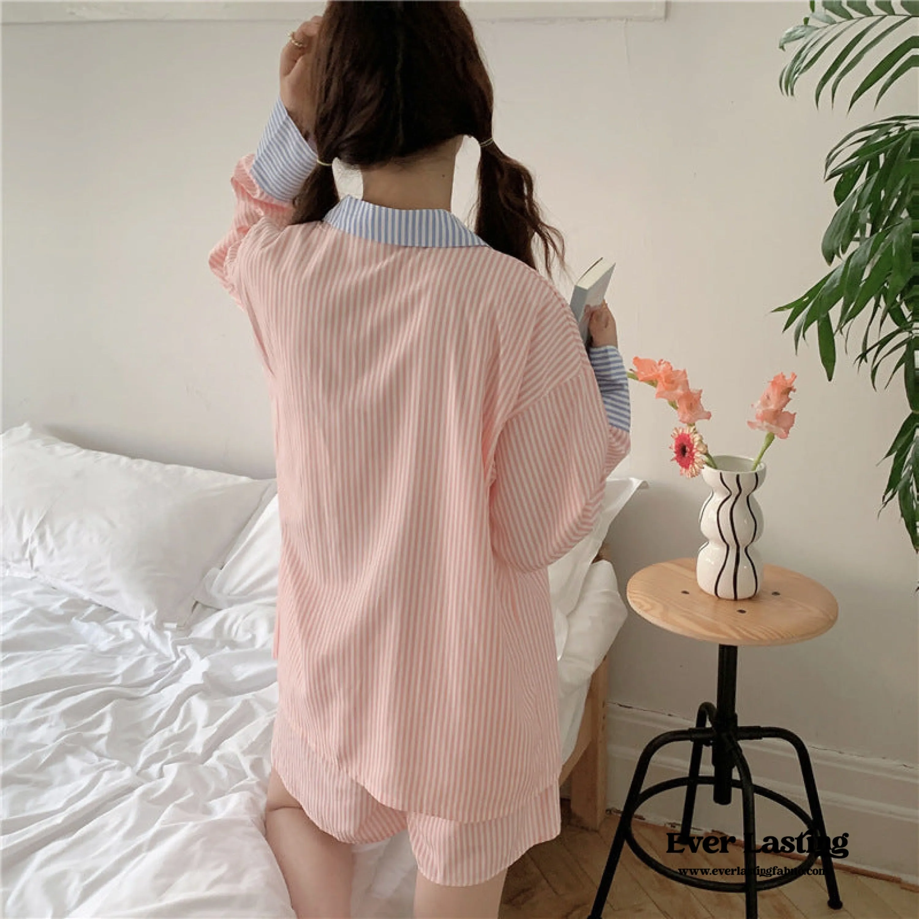 Striped Long Sleeves and Shorts Pajama Set / Pink