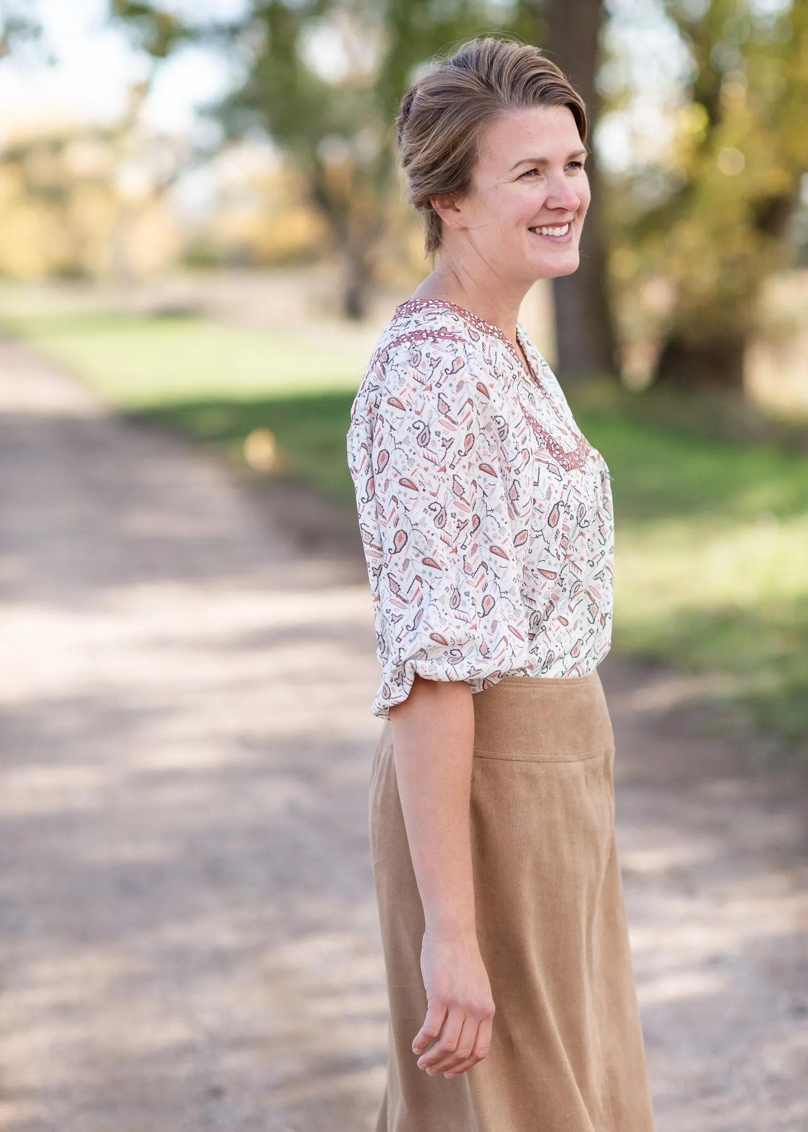 V-Neck Puff Sleeve Paisley Top - FINAL SALE